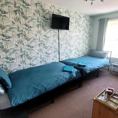 The Clevedon Bed & Breakfast Blackpool Exterior photo