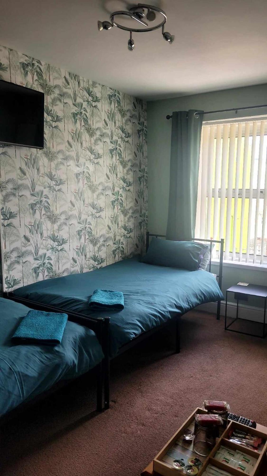 The Clevedon Bed & Breakfast Blackpool Exterior photo